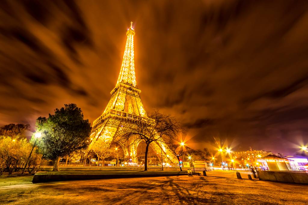 La tour Eiffel en nocturne